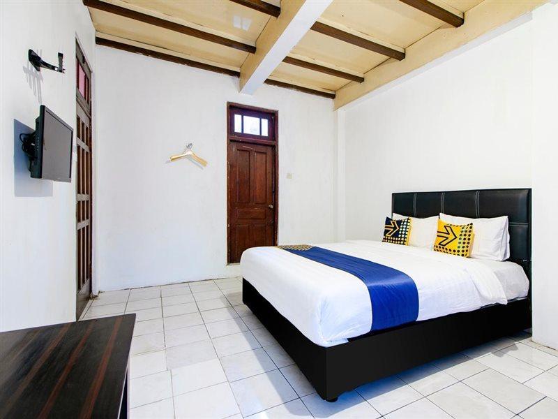 Spot On 2107 Ijo Pupus Syariah Residence Baturetno Экстерьер фото